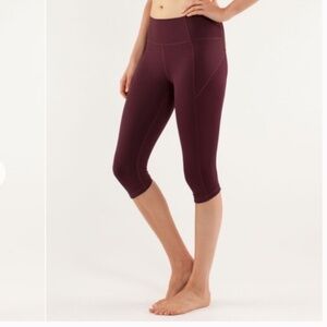 Lululemon 105 F Crop in Bordeaux Drama size 4